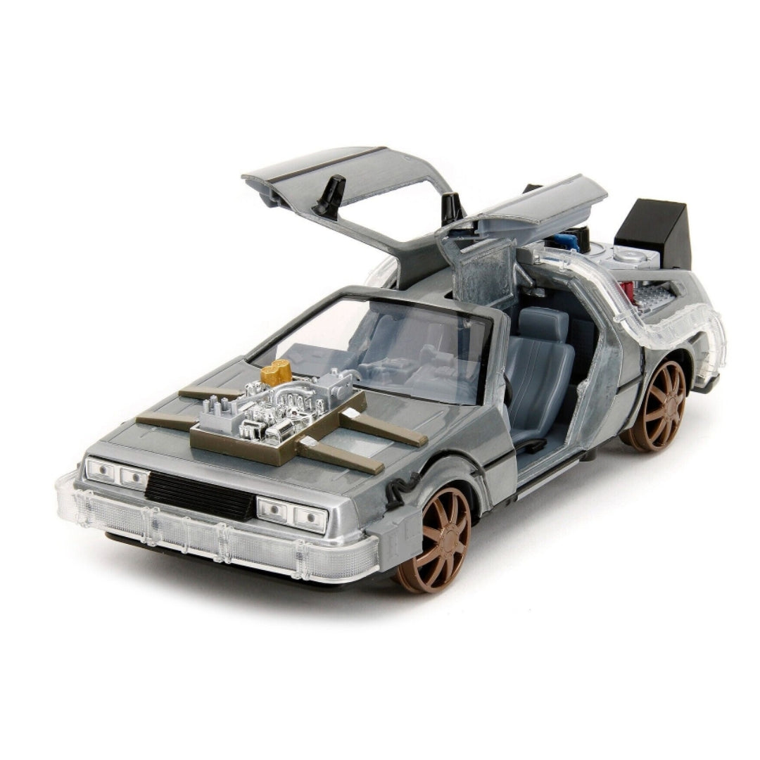 Auto a Escala Delorean Volver al Futuro 3 1:24 JADA 34996