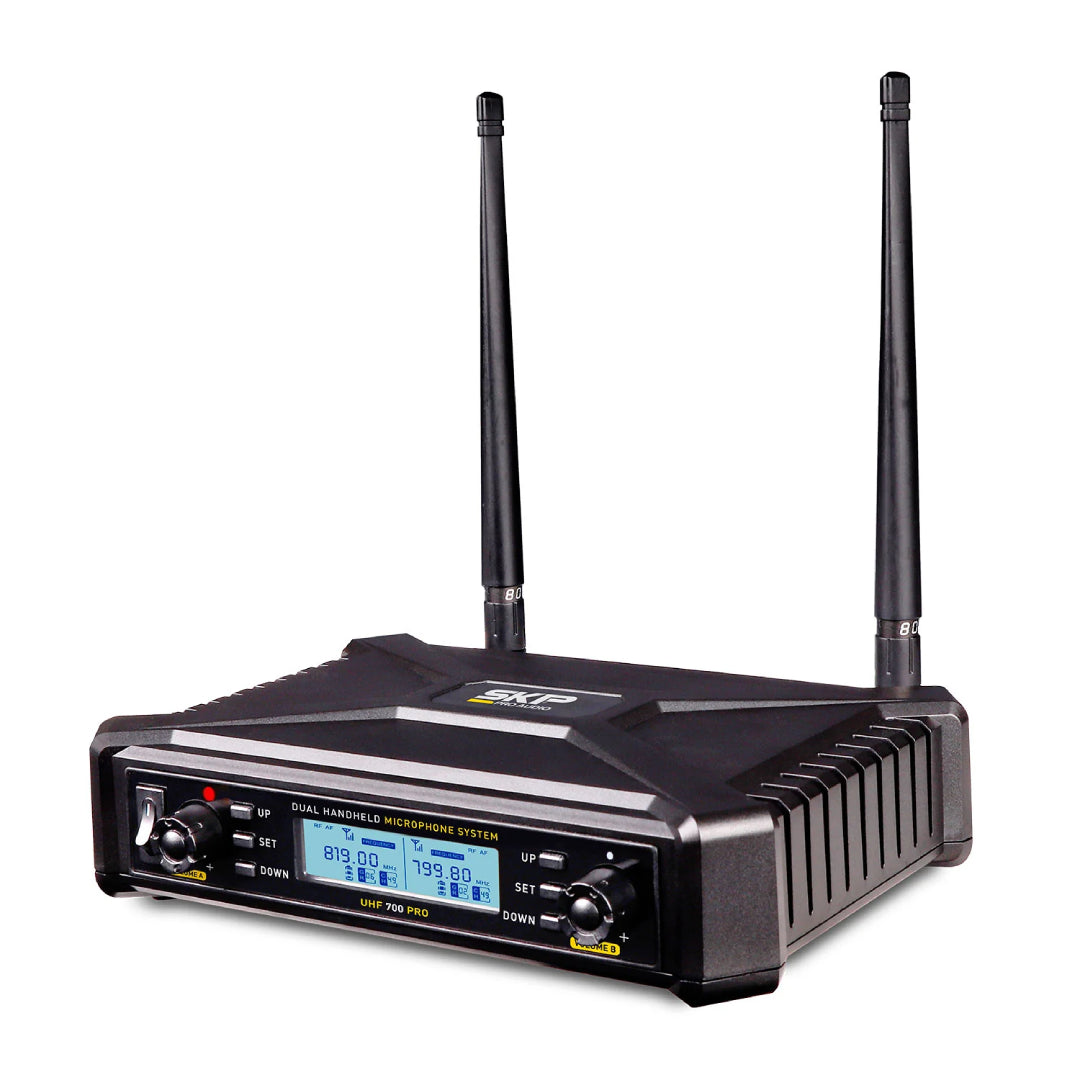 SET MICROFONOS UHF MANO-LAVALIER Y CINTILLO SKP 700 PRO