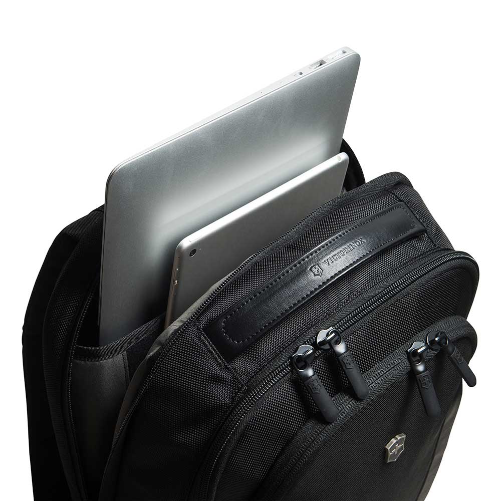 MOCHILA VICTORINOX 602151 PARA LAPTOP NEGRA.