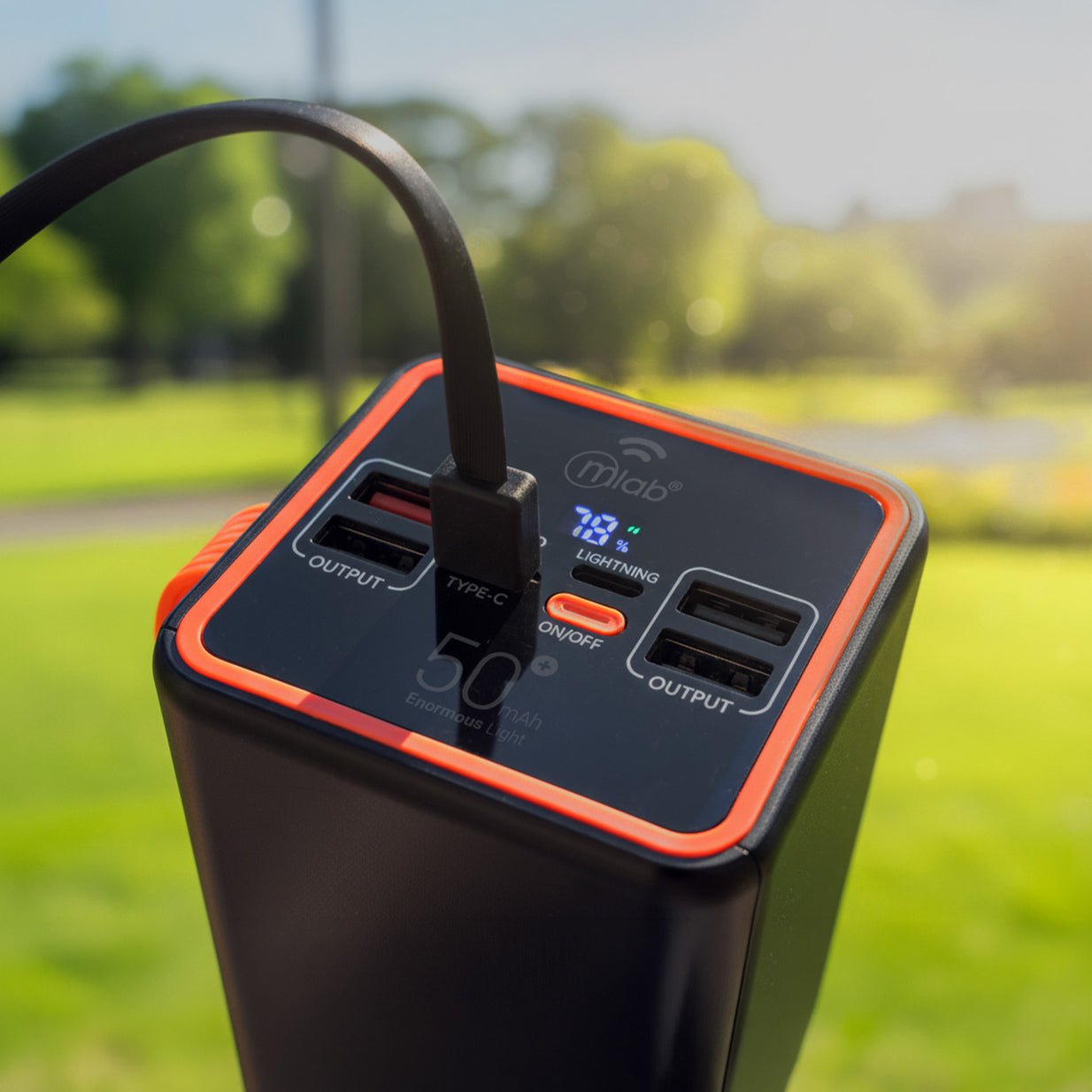 Powerbank Mlab 9668 Enormous Light 50.000mAh Carga Rápida 22.5W Linterna LED 4 Modos Correa