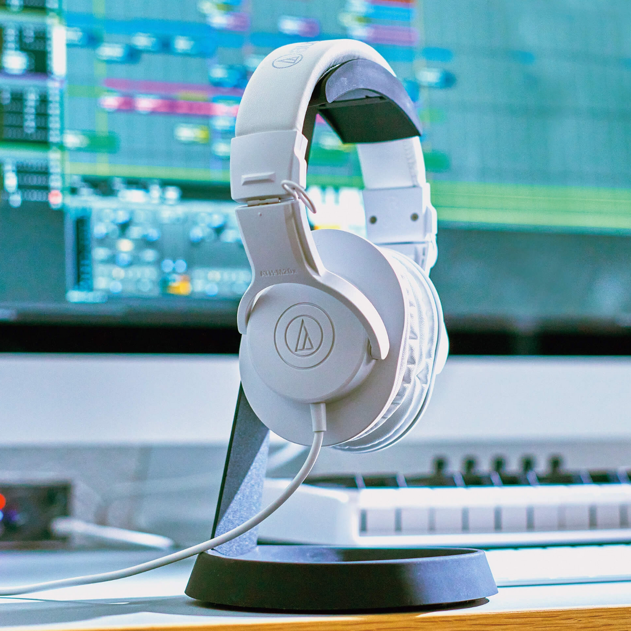 Audífonos de monitoreo Audio-Technica ATH-M20x blancos