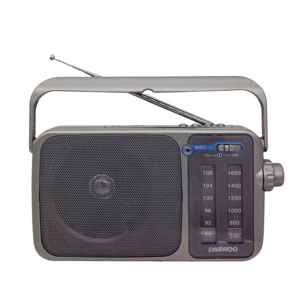 RADIO PORTATIL AM/FM DI-T220 DAEWOO