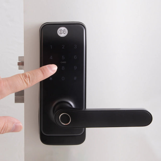 Cerradura Digital Inteligente Con Conexión Wifi Odis Go! 8800 + Hub