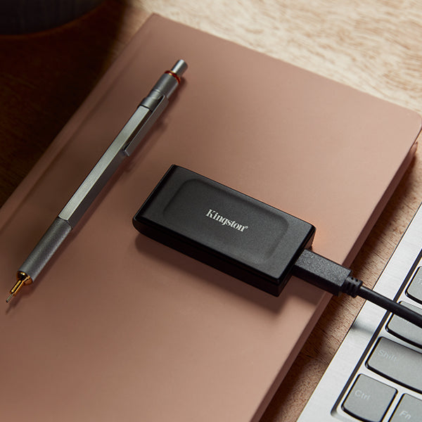Unidad SSD 2TB Externa Kingston XS1000