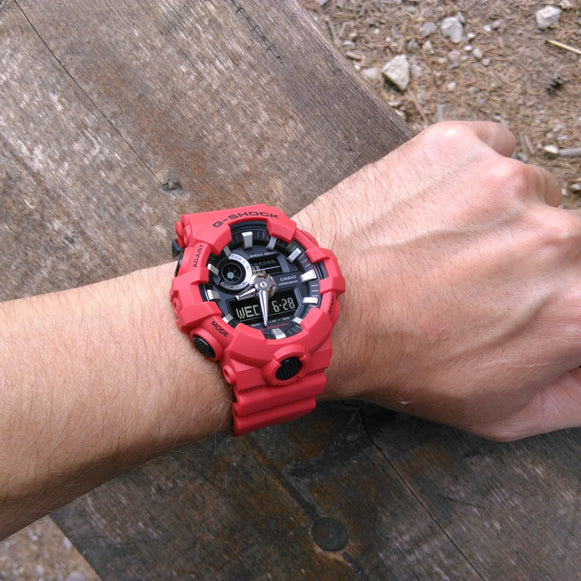 Reloj Casio G-SHOCK GA 700 4ADR