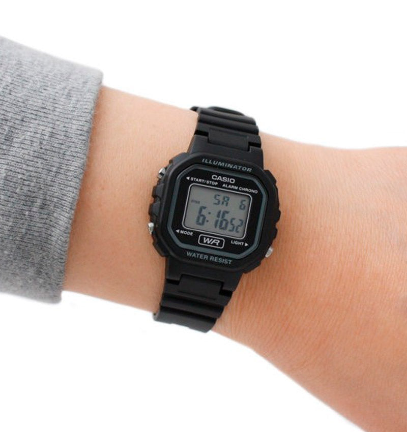 Reloj Casio LA-20WH-1BDF