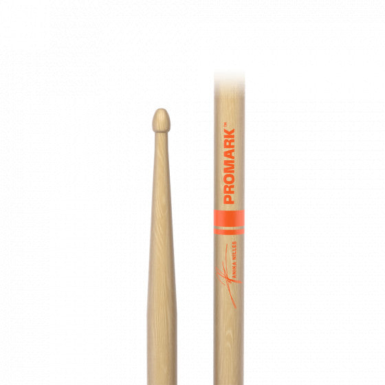 BAQUETA ANIKA NILLES PRO-MARK RBANW